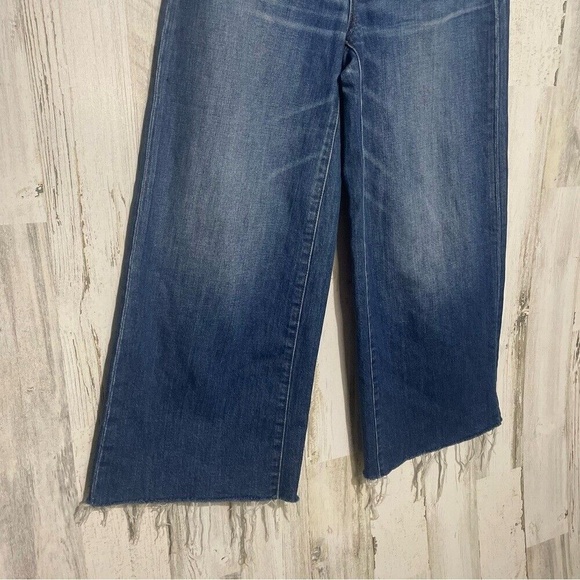 Madewell High Rise Wide Leg Crop Raw Hem Jeans size 26 -Medium Stone Wash Denim - Picture 3 of 10